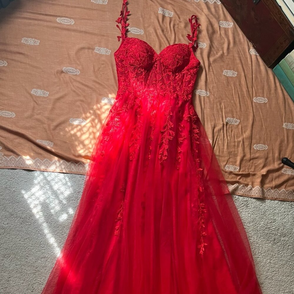 Red Embroidered Tulle Long Prom Dress